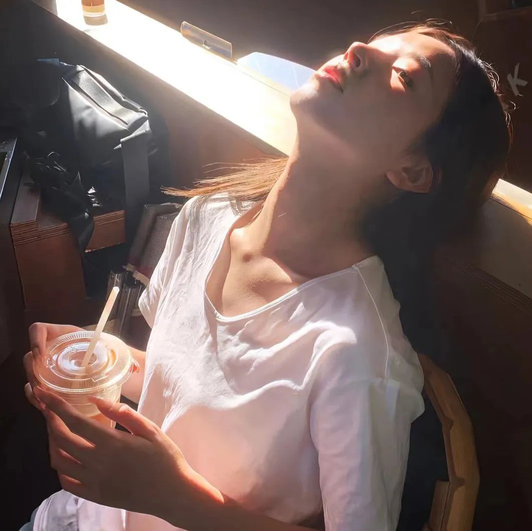 万紫千红花弄蝶